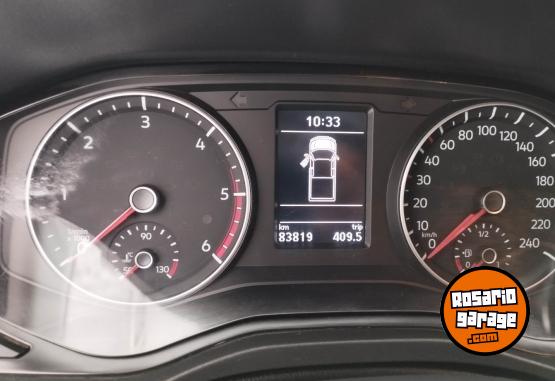 Camionetas - Volkswagen AMAROK COMFORTLINE AT 2021 Diesel 83000Km - En Venta