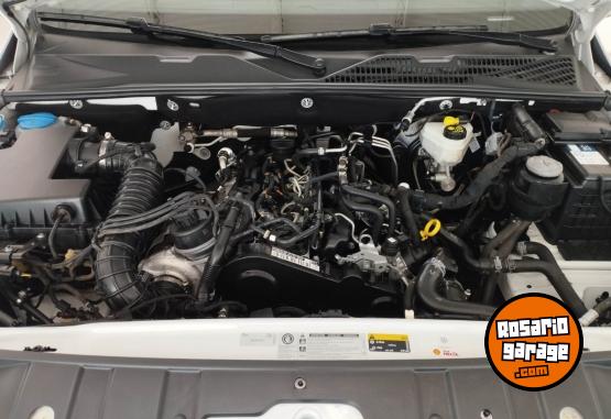 Camionetas - Volkswagen AMAROK COMFORTLINE AT 2021 Diesel 83000Km - En Venta