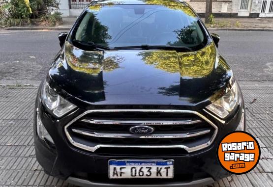 Autos - Ford Titanium 2022 Nafta 63000Km - En Venta