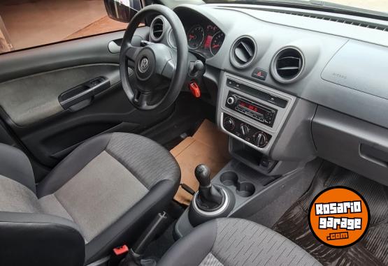 Autos - Volkswagen Voyage Confortline Plus 2014 Nafta 92000Km - En Venta