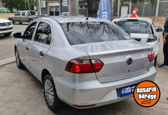 Autos - Volkswagen Voyage Confortline Plus 2014 Nafta 92000Km - En Venta