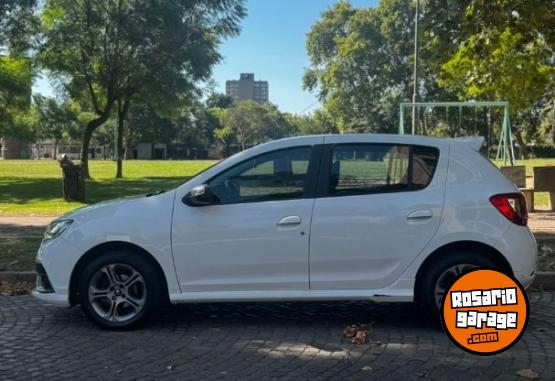 Autos - Renault Sandero 2017 Nafta 93000Km - En Venta