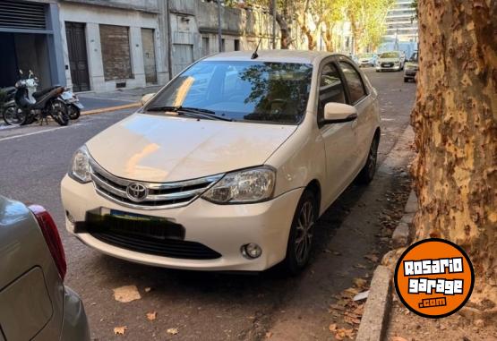 Autos - Toyota Etios 2016 Nafta 70000Km - En Venta
