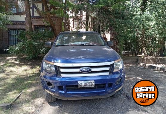 Autos - Ford Ranger 2015 Nafta 146000Km - En Venta