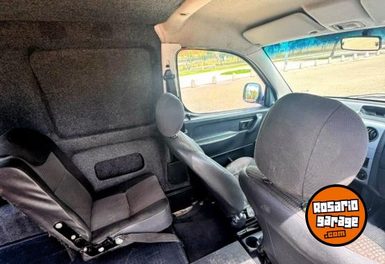 Utilitarios - Peugeot PARTNER CONFORT HDI 1.6 2013 Diesel  - En Venta