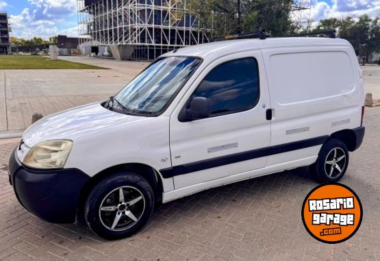 Utilitarios - Peugeot PARTNER CONFORT HDI 1.6 2013 Diesel  - En Venta