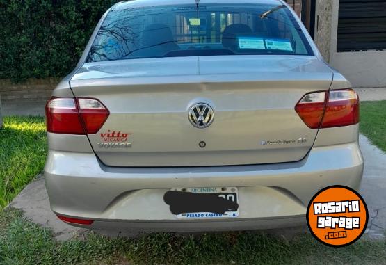 Autos - Volkswagen Voyage 2014 Nafta 110000Km - En Venta