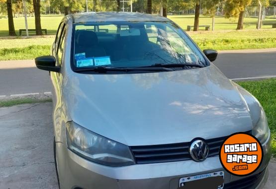 Autos - Volkswagen Voyage 2014 Nafta 110000Km - En Venta