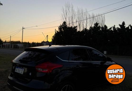 Autos - Ford Focus 2016 Nafta 200000Km - En Venta