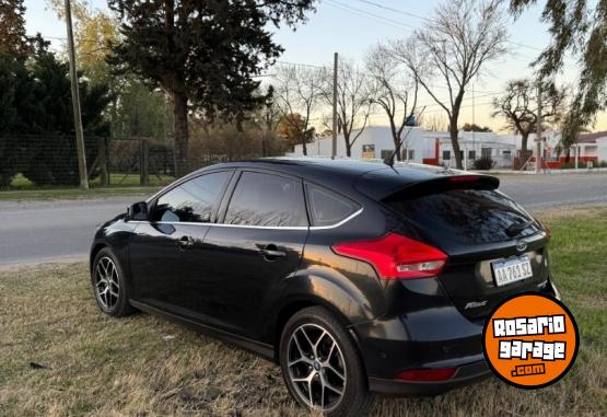 Autos - Ford Focus 2016 Nafta 200000Km - En Venta