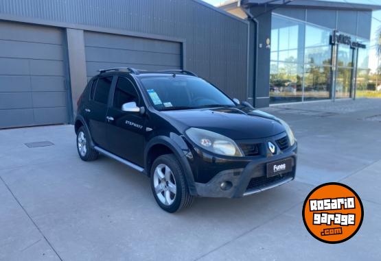 Autos - Renault Sandero 2011 Nafta 190000Km - En Venta