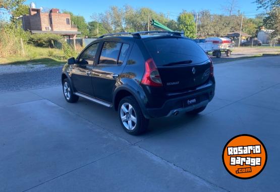 Autos - Renault Sandero 2011 Nafta 190000Km - En Venta