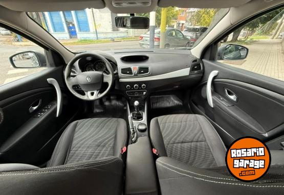 Autos - Renault FLUENCE DYNAMIQUE 2.0N 16 2011 Nafta 85000Km - En Venta