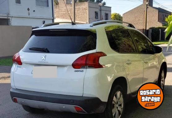 Autos - Peugeot 2008 Allure 2017 Nafta 98500Km - En Venta