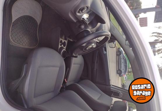 Autos - Volkswagen Trendline 2009 Nafta 148000Km - En Venta