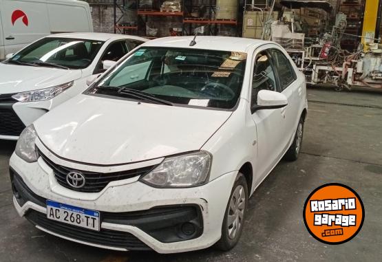 Autos - Toyota ETIOS XS 2018 Nafta 339673Km - En Venta