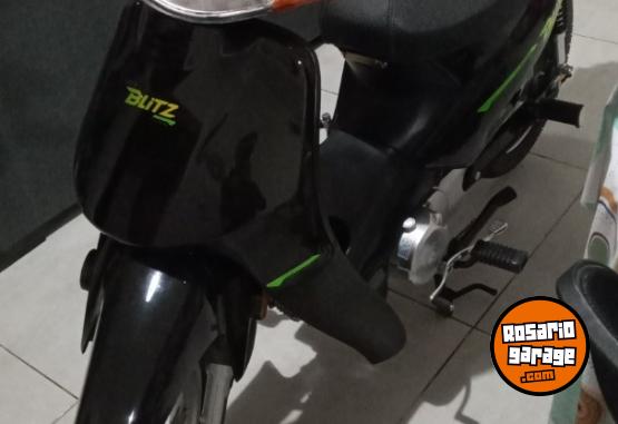 Motos - Motomel Blitz 2024 Nafta 4000Km - En Venta