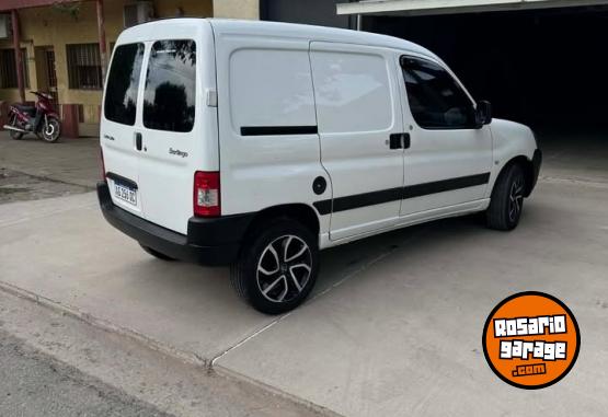 Utilitarios - Citroen berlingo hdi 2023 Diesel 34500Km - En Venta