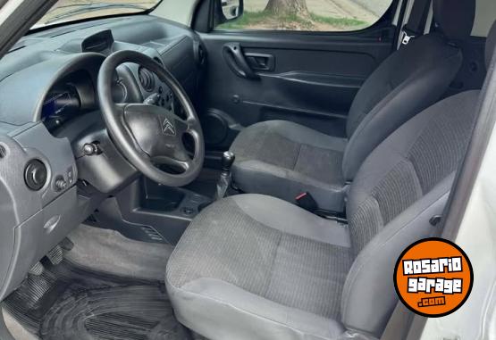 Utilitarios - Citroen berlingo hdi 2023 Diesel 34500Km - En Venta