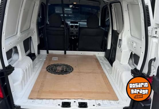 Utilitarios - Citroen berlingo hdi 2023 Diesel 34500Km - En Venta