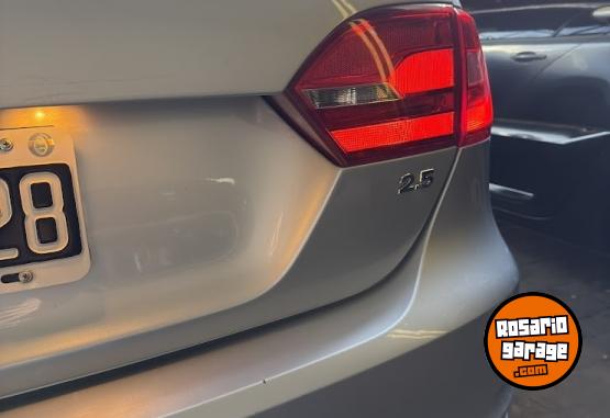 Autos - Volkswagen Vento Luxury Triptonic 2012 Nafta 180000Km - En Venta