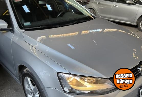 Autos - Volkswagen Vento Luxury Triptonic 2012 Nafta 180000Km - En Venta