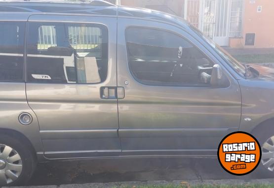 Utilitarios - Citroen Berlingo multispace HDI92 2017 Diesel 200000Km - En Venta