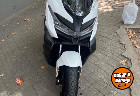 Motos - Voge VOGE SR4 350 2024 Nafta 3600Km - En Venta