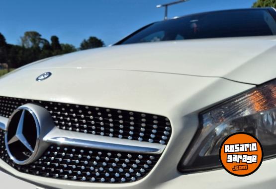 Autos - Mercedes Benz A200 1.6 Urban 2017 Nafta 153000Km - En Venta