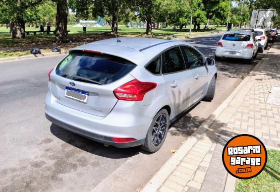 Autos - Ford Focus 2017 Nafta 107000Km - En Venta