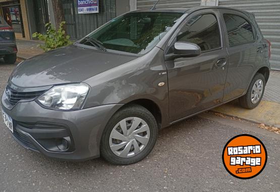 Autos - Toyota Etios 1.5 caja manual 2022 Nafta 120000Km - En Venta