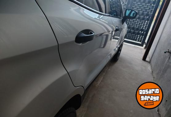 Autos - Ford Ecosport 2017 Nafta 103000Km - En Venta