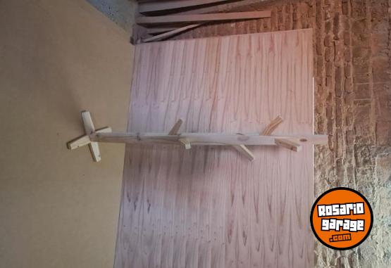 Hogar - perchero pino 180 - En Venta