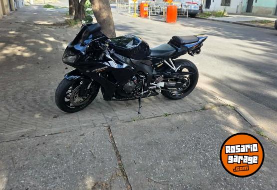 Motos - Honda Cbr 1000 2006 Nafta 40000Km - En Venta
