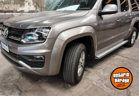 Camionetas - Volkswagen Amarok Confortline 2023 Diesel 25000Km - En Venta
