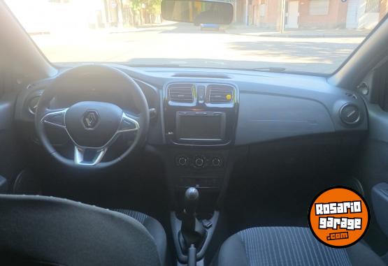 Autos - Renault LOGAN LIFE 2025 Nafta 355Km - En Venta