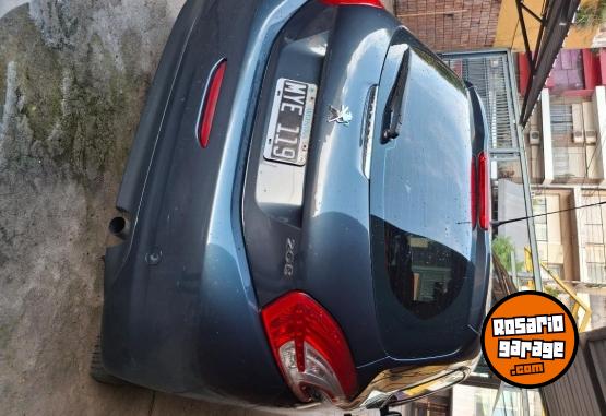 Autos - Peugeot 208 2013 Nafta 128000Km - En Venta