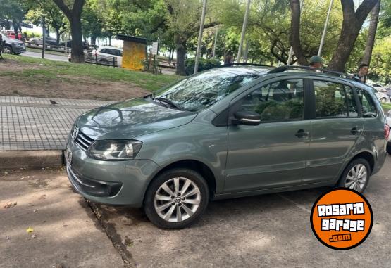 Autos - Volkswagen Suran trendline 1.6 2010 Nafta 220000Km - En Venta