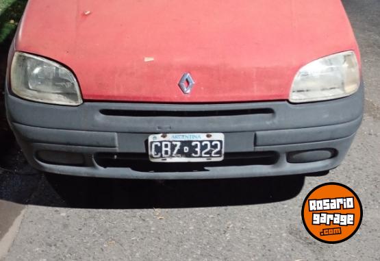 Autos - Renault Clio 1998 Diesel 280000Km - En Venta