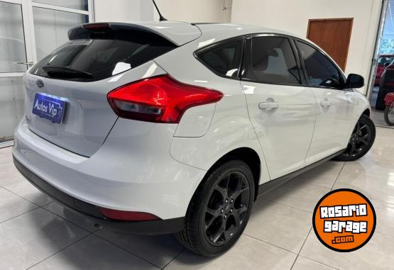 Autos - Ford FOCUS - S - 1.6N 2017 Nafta 77000Km - En Venta
