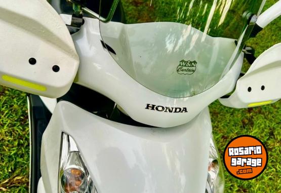 Motos - Honda Elite 2015 Nafta 24300Km - En Venta