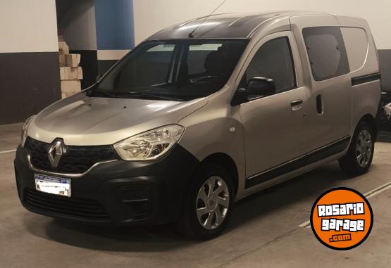 Utilitarios - Renault Kangoo 2019 Diesel 144000Km - En Venta