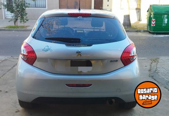 Autos - Peugeot 208 ALLURE TOUCH 2015 Nafta 99000Km - En Venta