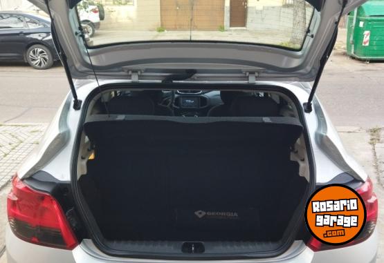 Autos - Chevrolet ONIX LTZ PRISMA 2015 Nafta 110000Km - En Venta