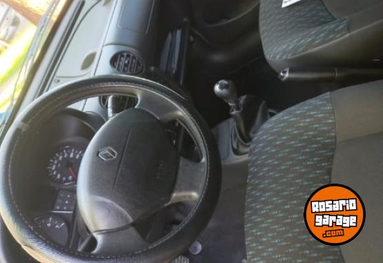 Utilitarios - Renault Kangoo 2016 Nafta 180000Km - En Venta