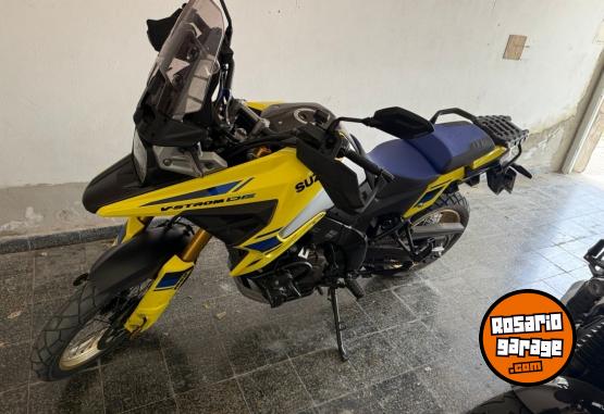 Motos - Suzuki V-STROM 1050 DE 2024 Nafta 15000Km - En Venta