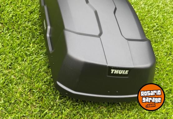 Accesorios para Autos - Ba�l De Techo Thule + Barras Portaequipaje Toyota SW4 Como Nuevo - En Venta