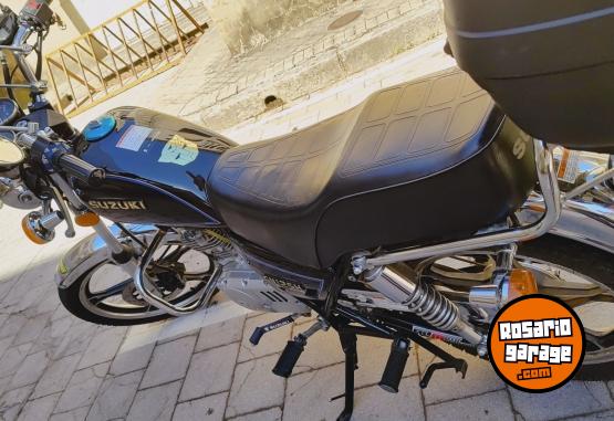 Motos - Suzuki GN 125 H 2016 Nafta 29800Km - En Venta