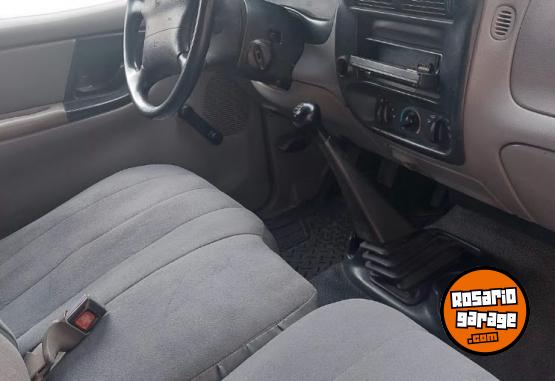 Camionetas - Ford Ranger 1998 Nafta 236000Km - En Venta