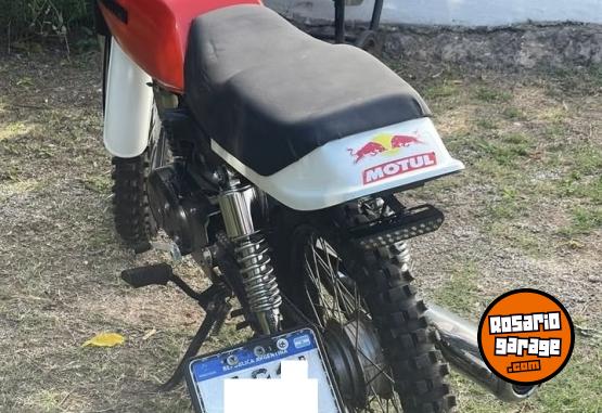 Motos - Suzuki AX 100 2016 Nafta 123123Km - En Venta